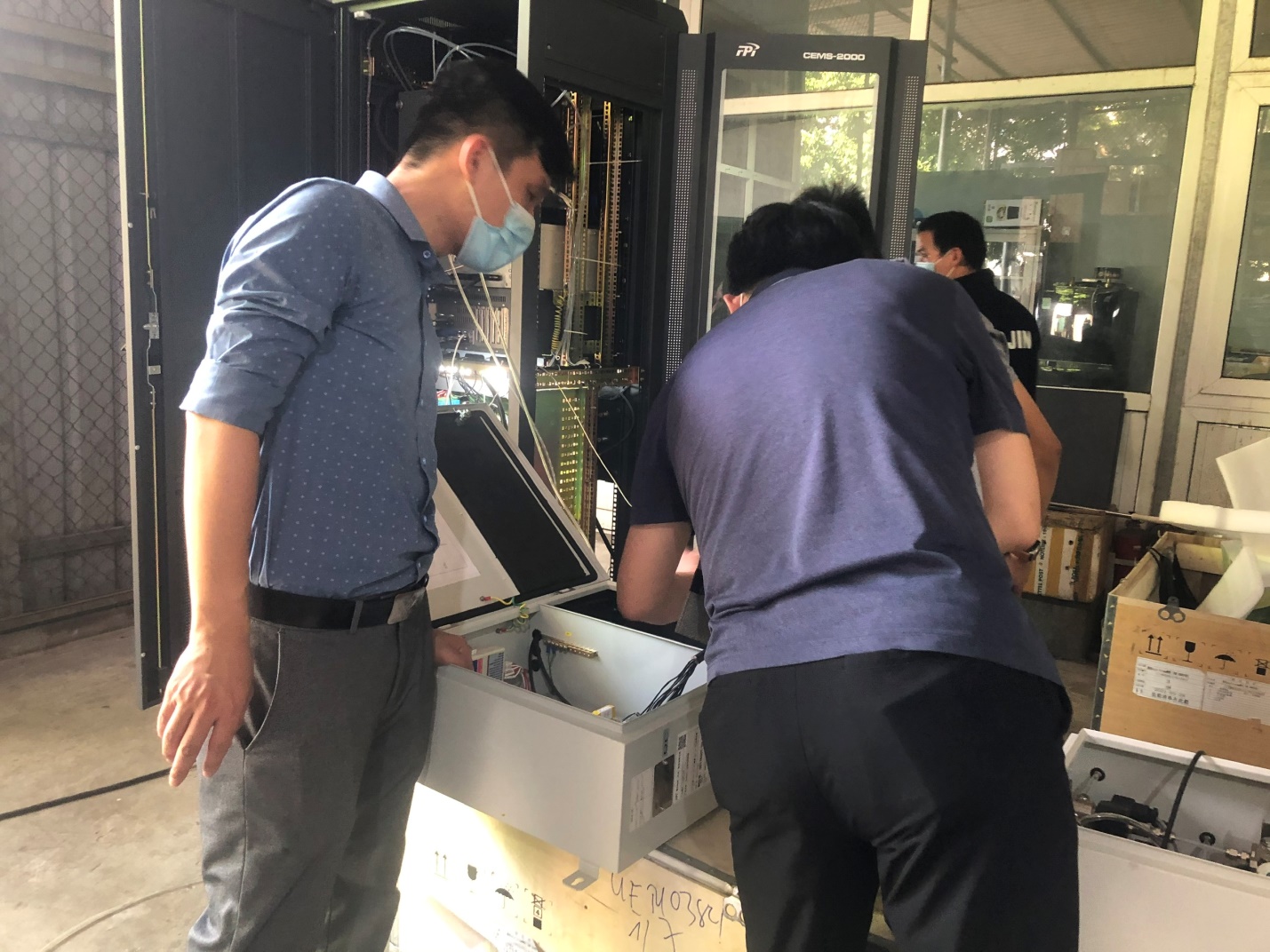 Giá hệ thống quan trắc môi trường tự động