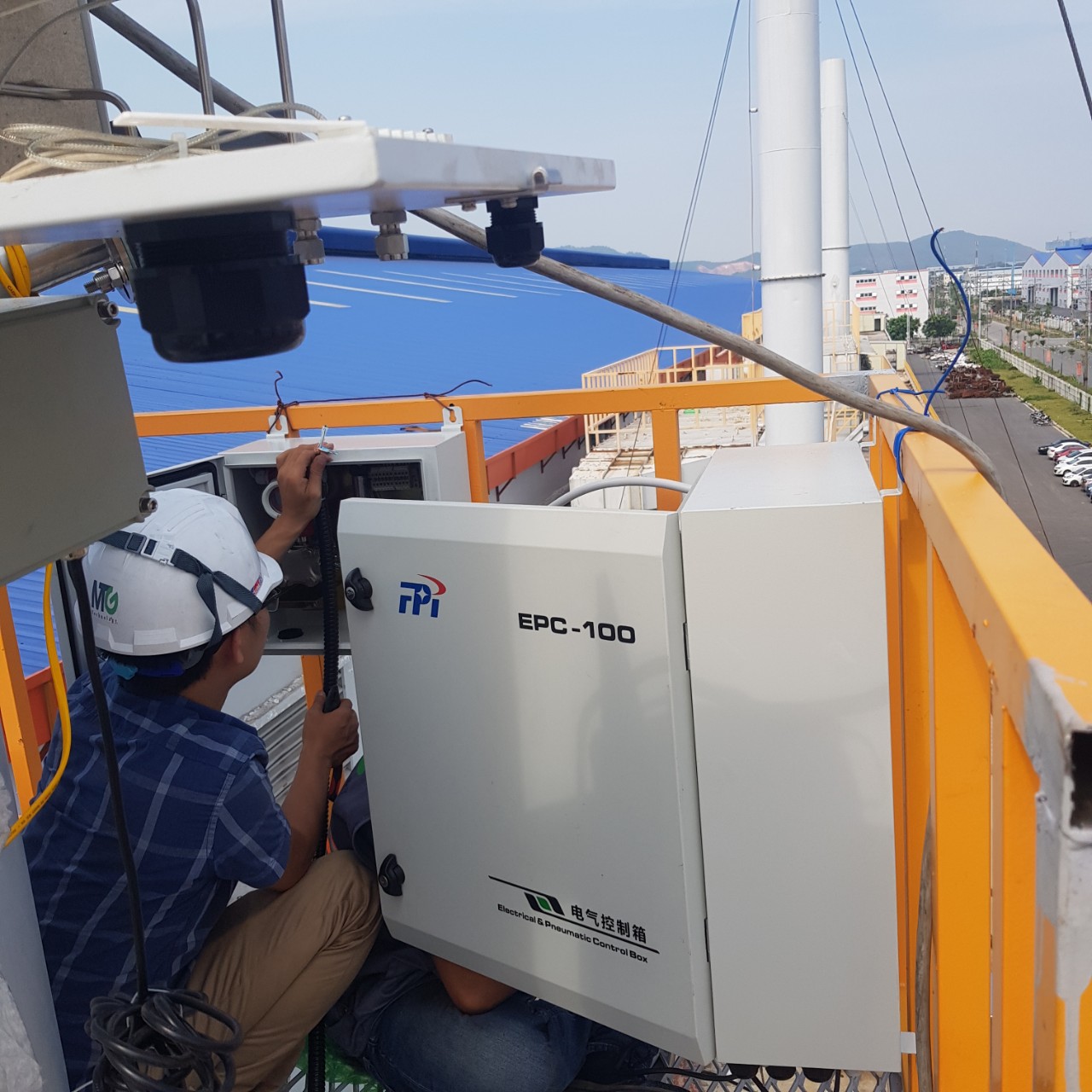  lắp đặt hệ thống quan trắc nước thải tự động 